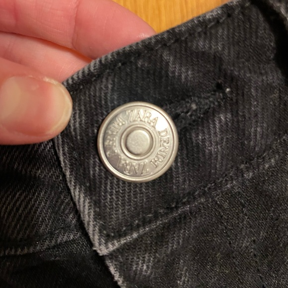 Zara high waisted black “paper bag” jeans - Picture 2 of 5